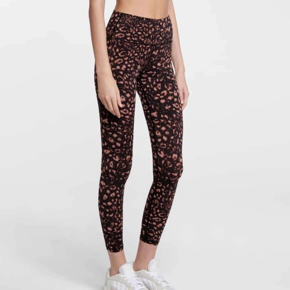 VARLEY Luna high-rise leggings in Dark Leopard/Red Animal Print, Size Medium